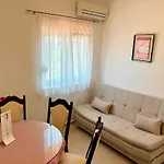Antea Apartment *